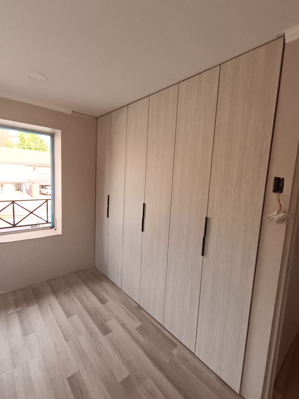 Loft Bellavista: Acero y Granito